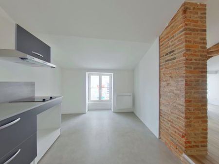 Location Appartement 2 pièces 53m² MONTMORILLON 86500 - Photo 2