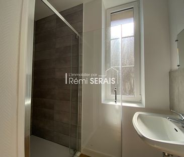 Location Appartement 2 pièces 42m² - Photo 2