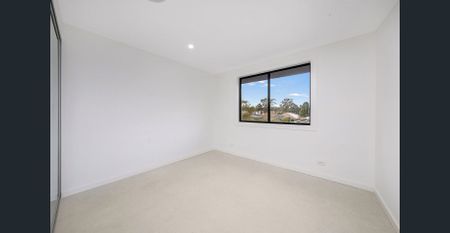 TWO BRAND NEW ULTRA MODERN DUPLEX STYLE HOMES!! - Photo 4