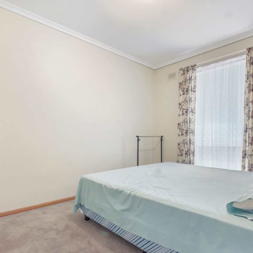 Well-Maintained Two Bedroom Unit in a Great Location - Photo 1