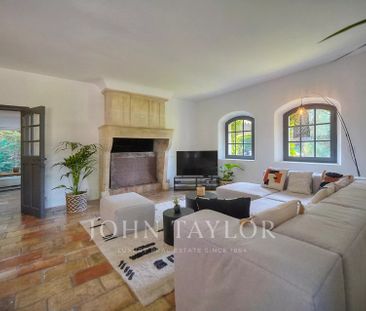 Maison à louer Mougins, Cote d'Azur, France8 500 EUR / Mois - Photo 4