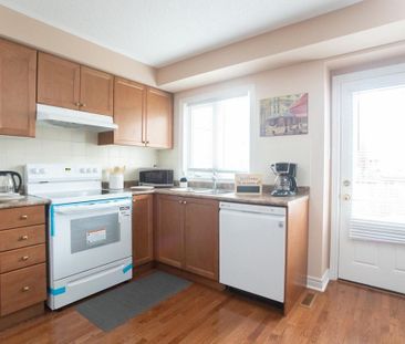 For Lease - 54 Chayna Crescent, Vaughan, Ontario - Photo 4