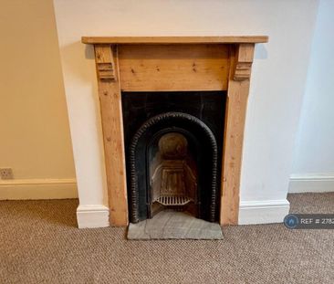 3 bedroom terraced house to rent - Photo 6