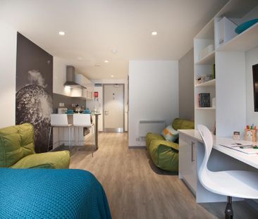 1 bedroom in a house share to rent - Photo 3