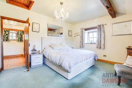 4 bedroom detached house to rent - Photo 3