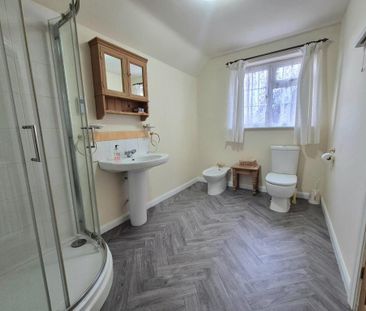 3 bedroom detached house to rent - Photo 6