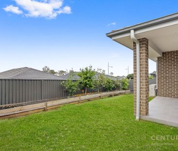 Easy Access to Bus Stop and Oran Park Podium - Photo 5
