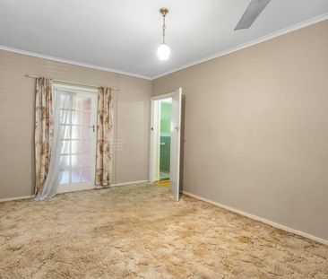 Mid-century Coastal Retreat! - Photo 6