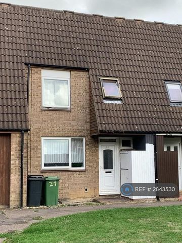 3 bedroom terraced house to rent - Photo 4