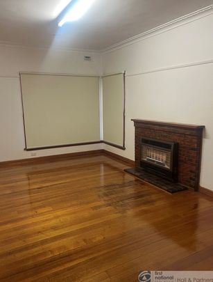 FAMILY HOME - Photo 1