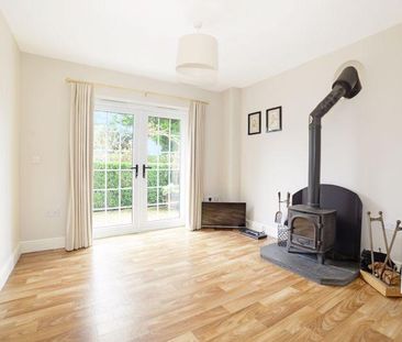 2 bedroom cottage to rent - Photo 1