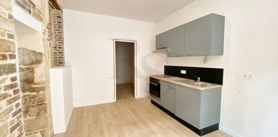ARGENTAN - Appartement 2 pièces en centre ville, - Photo 2