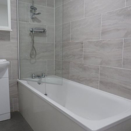 Wheatley Lane, HALIFAX - Photo 4