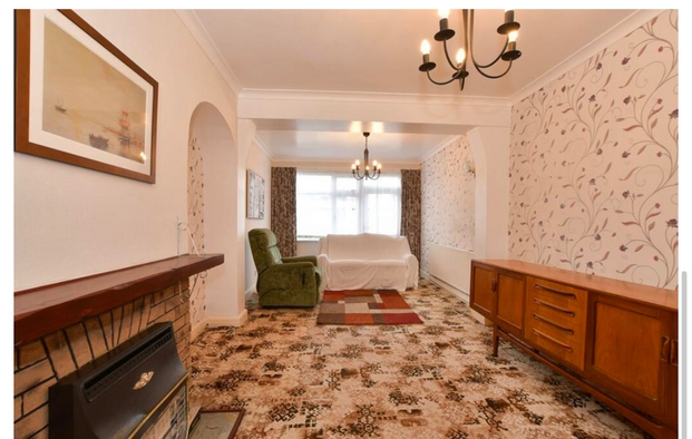 1 bedroom in a house share to rent - Photo 1