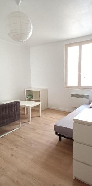 Location Appartement 2 pièces 36m² BORDEAUX 33000 - Photo 1