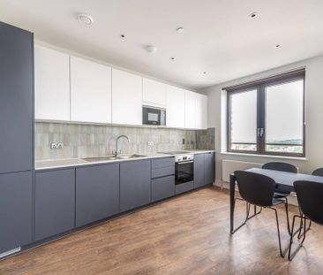 2 bedroom flat to rent - Photo 4