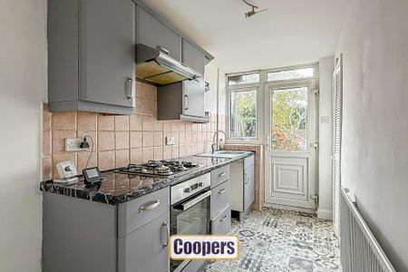 3 bedroom terraced house to rent - Photo 5