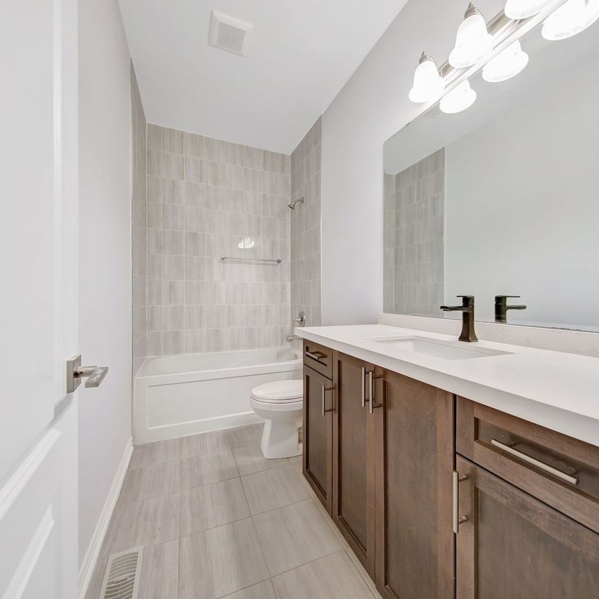 For Lease - 17 Vaudeville Drive, Toronto, Ontario - Photo 1