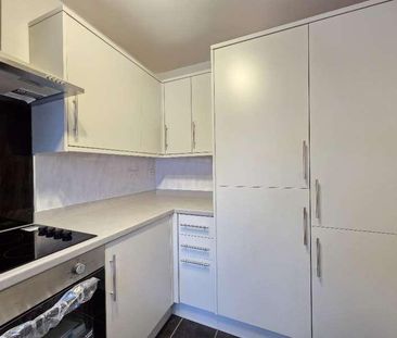 Chapelhouse Lane, Halesowen, West Midlands, B63 - Photo 6