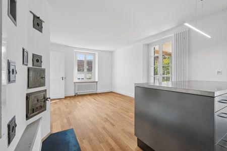 stillvoll sanierte 5.5-Zimmer-Wohnung - Photo 2