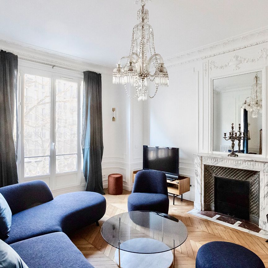 Tout savoir sur cet appartement dans le quartier Gros Caillou, à Paris 7ème - Photo 1