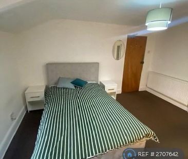 1 bedroom in a house share to rent - Photo 4