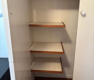 3 Bedrooms Available in Large Shared Furnished House with All Conve... - Photo 1