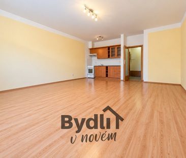 Pronájem bytu 1+kk 40 m² - Photo 2