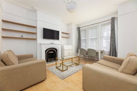 Clonmore Street, Southfields, SW18 flat to rent - Photo 2