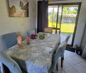 Trinity Beach - Photo 5