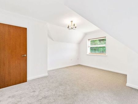 Ref: SB - Holmesdale Road - Photo 3