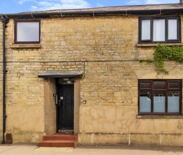 studio to rent London Road, Old Stratford, MK19 6AE - Photo 1