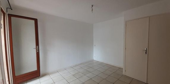 Location Appartement 1 pièce 18m² BORDEAUX 33000 - Photo 2