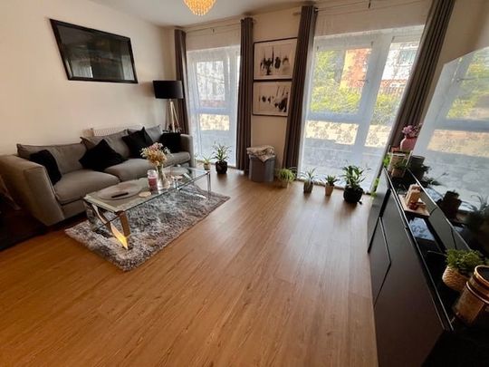 Richard Lewis Way, Solihull, Shirley - Photo 1