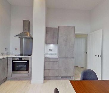 2 bedroom flat to rent - Photo 6