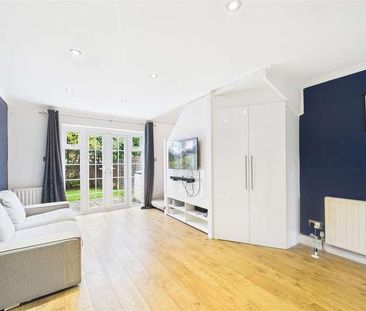 Daventry Court, Bracknell, Berkshire, RG42 - Photo 2