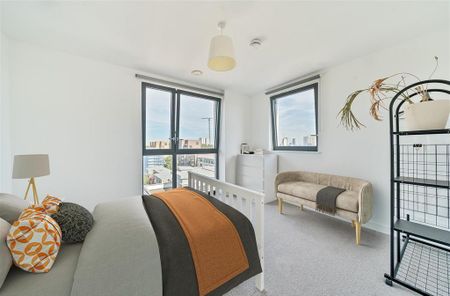 2 bedroom flat to rent - Photo 4