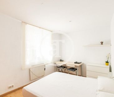 Piso de alquiler en Carrer de Melcior de Palau, Sants - Photo 6