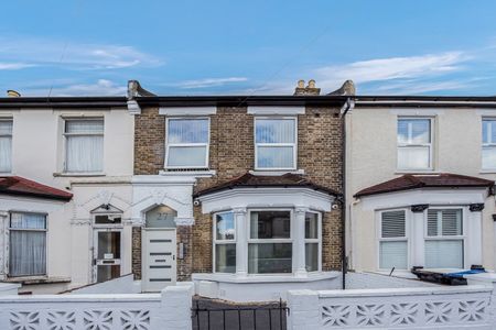 Room in a Shared House, Carmichael Road, SE25 - Photo 4
