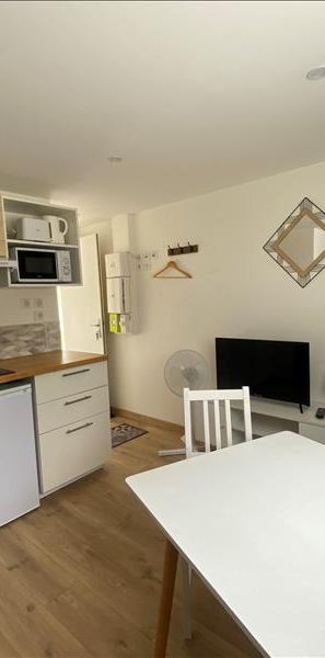 1 pièce - Meublé - 14,5 m² - RDC - Colocation non autorisée - Photo 1