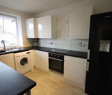 Eccles New Road, Salford, M5 - Photo 6