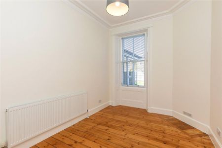 4 bedroom terraced house to rent - Photo 5