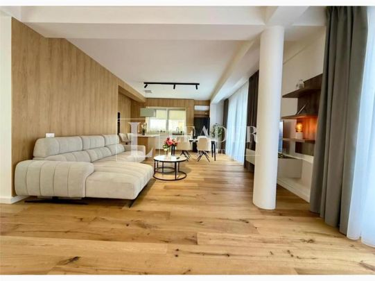 Penthouse Duplex modern cu terasa si vedere spre padure - Photo 1