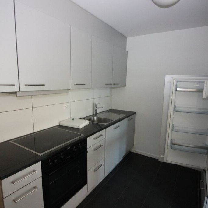 1 Monat Mietzinsfrei! Moderne 2.0 Zimmer-Wohnung an zentrumsnaher Lage - Photo 1