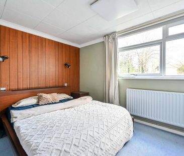 2 bedroom maisonette to rent - Photo 4