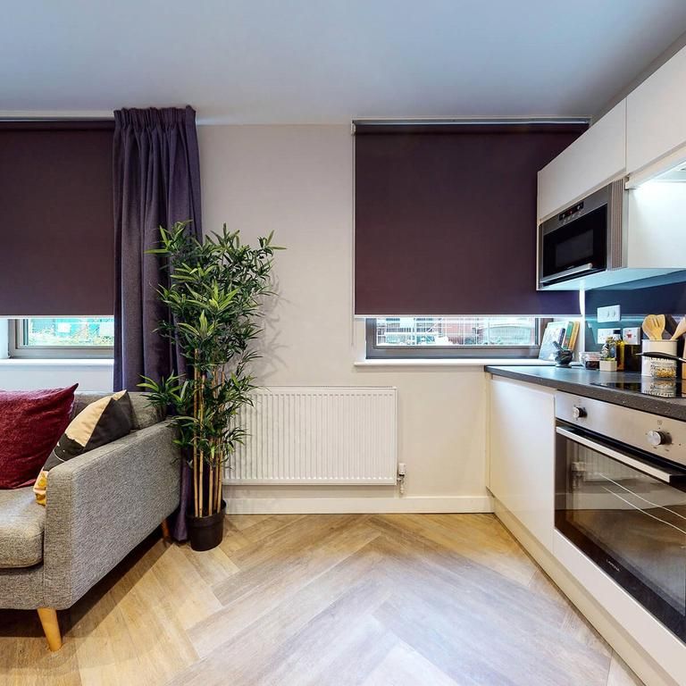 Studio to rent - Photo 1