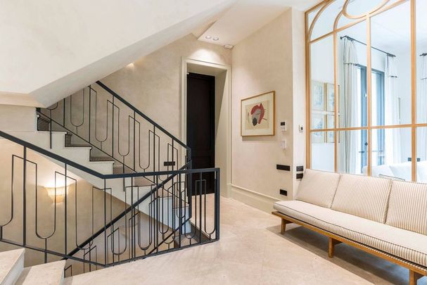 4 bedroom luxury Semidetached House for rent in Madrid, Spain - Photo 1