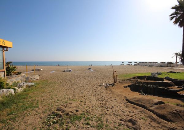 LONG TERM RENTAL IN LA CARIHUELA 3 BEDROOMS, AND PRIVATE PARKNG – tor501ts