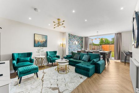 Meadow Gardens - Photo 4