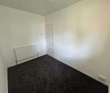 Fairhaven Green, Bradford, BD10 - Photo 3